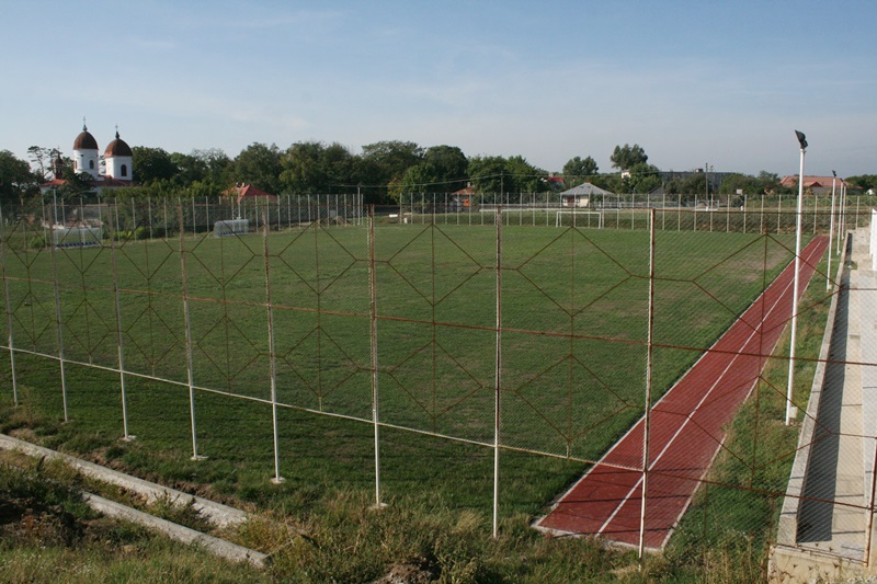 Pomarla, teren fotbal (sept 2015) (2)